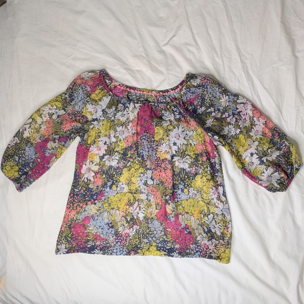 100% Silk Blouse - Medium